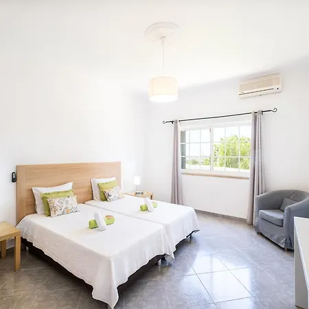 Villa In Algarve With Private Pool & Beaches Almancil
