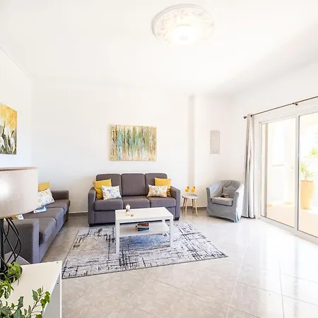 Villa In Algarve With Private Pool & Beaches Villa