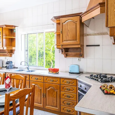 Villa In Algarve With Private Pool & Beaches Vila Almancil